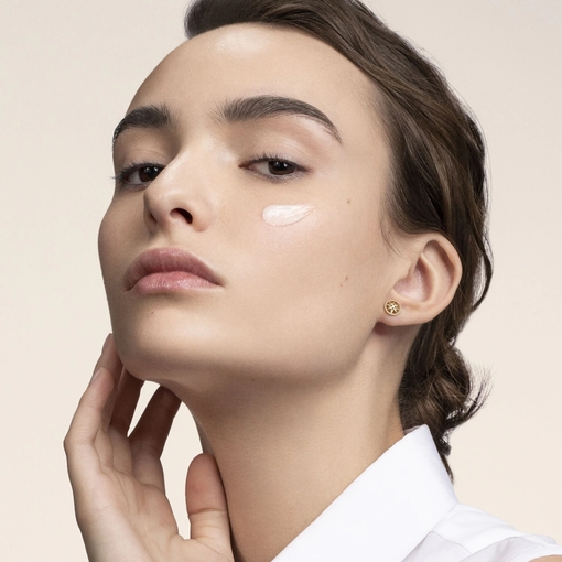 Product Dior Prestige La Crème Intensive Repairing Creme Texture Riche 50ml base image